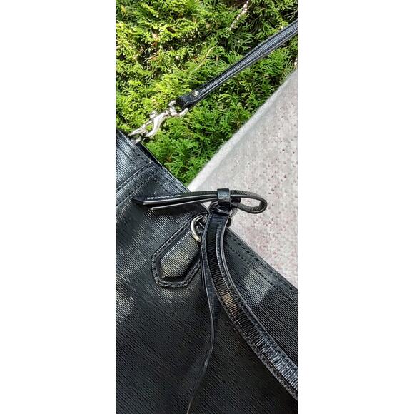 COACH - Poppy Textured Patent Leather Blair Tote Bag - Picture 9 of 11